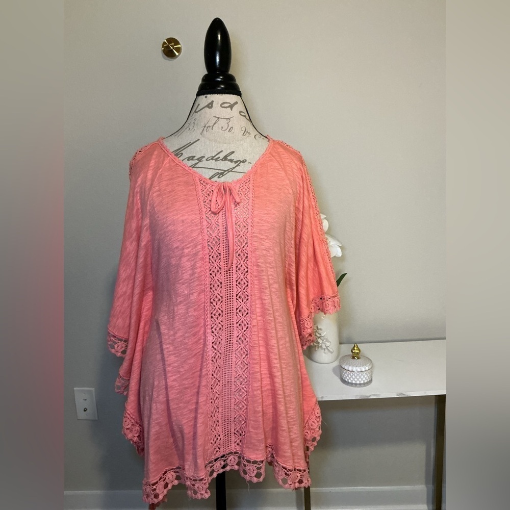 Women's Pink Lace Trim Top